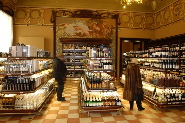Wine shop russia